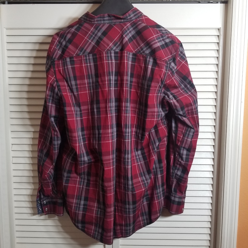 Inc button up - Picture 3 of 3